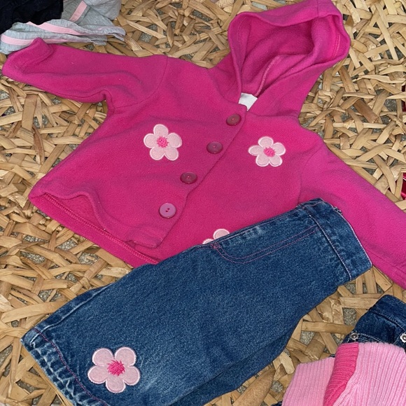 6-9 Month Baby Girl Bundle 12-items - Picture 6 of 10